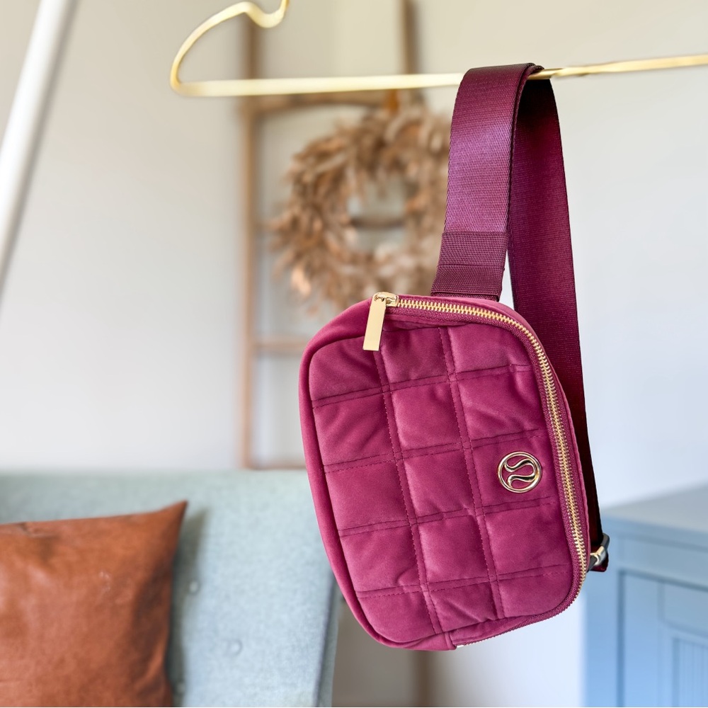 NWOT - Lululemon | Everywhere Belt Bag Quilted Velour | 1L